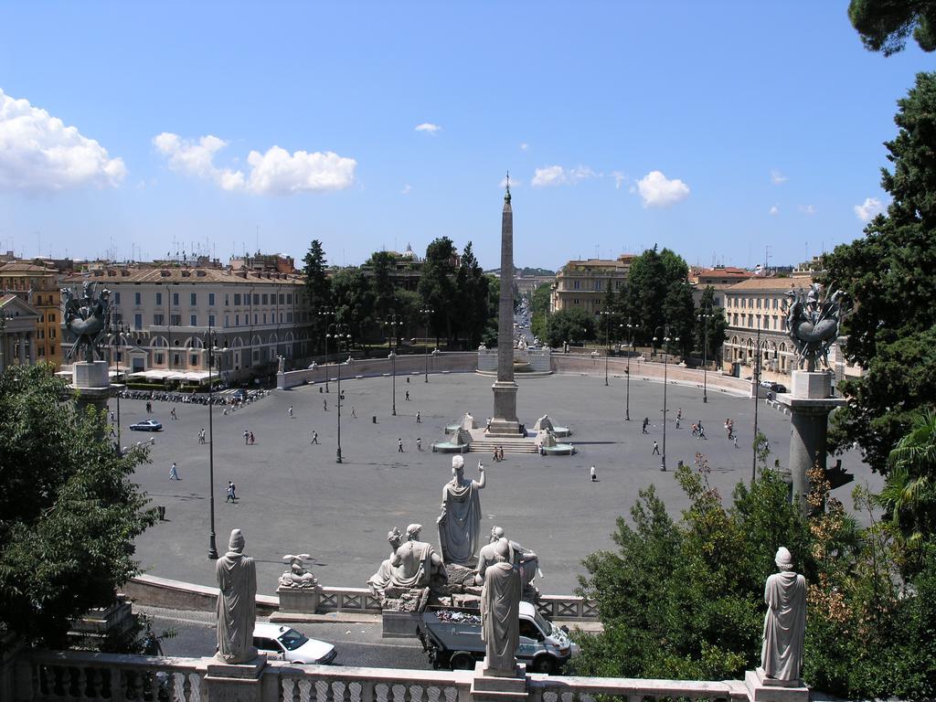 Viale Del Colosseo Roma Exterior foto