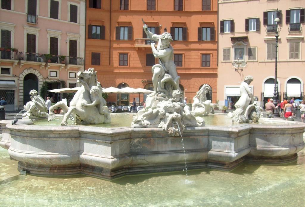 Viale Del Colosseo Roma Exterior foto
